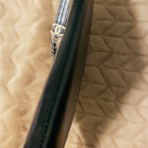 Chanel Small Gabriel O Case - Picture 10 of 14